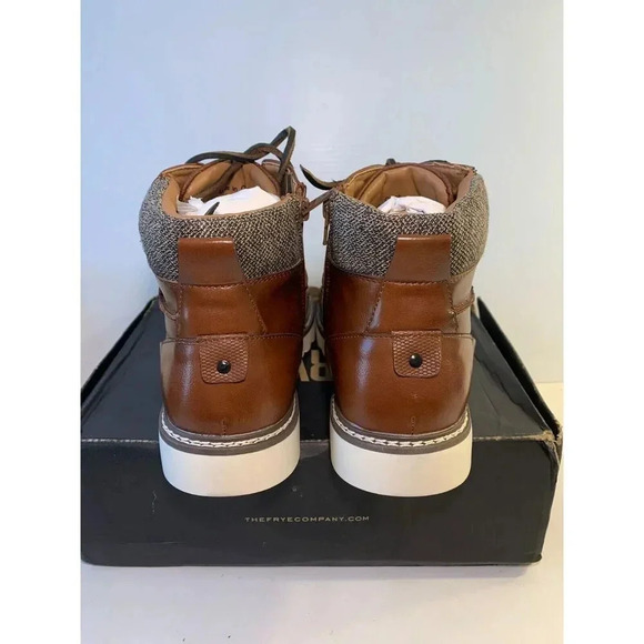 .557 Frye Brown Boots, Beacon Lace Up, 9 Mens - Picture 6 of 6